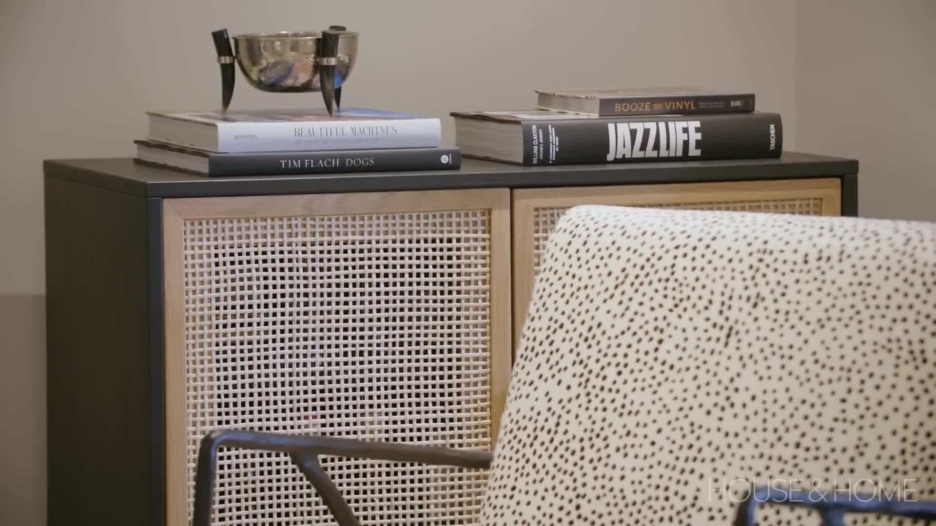 Accent Wall as a Visual Separator