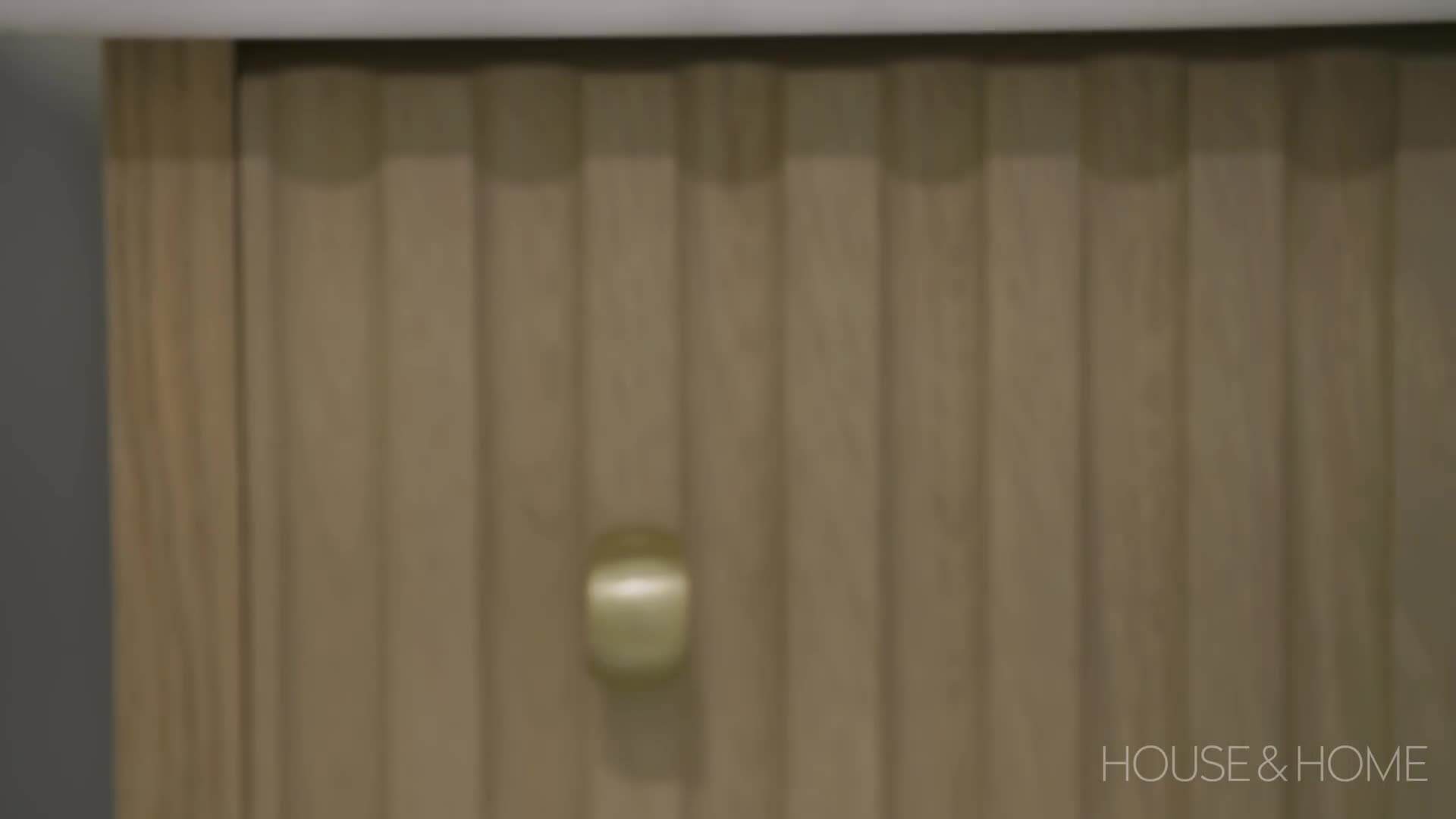 Clean lines and minimalistic furniture in a contemporary living room