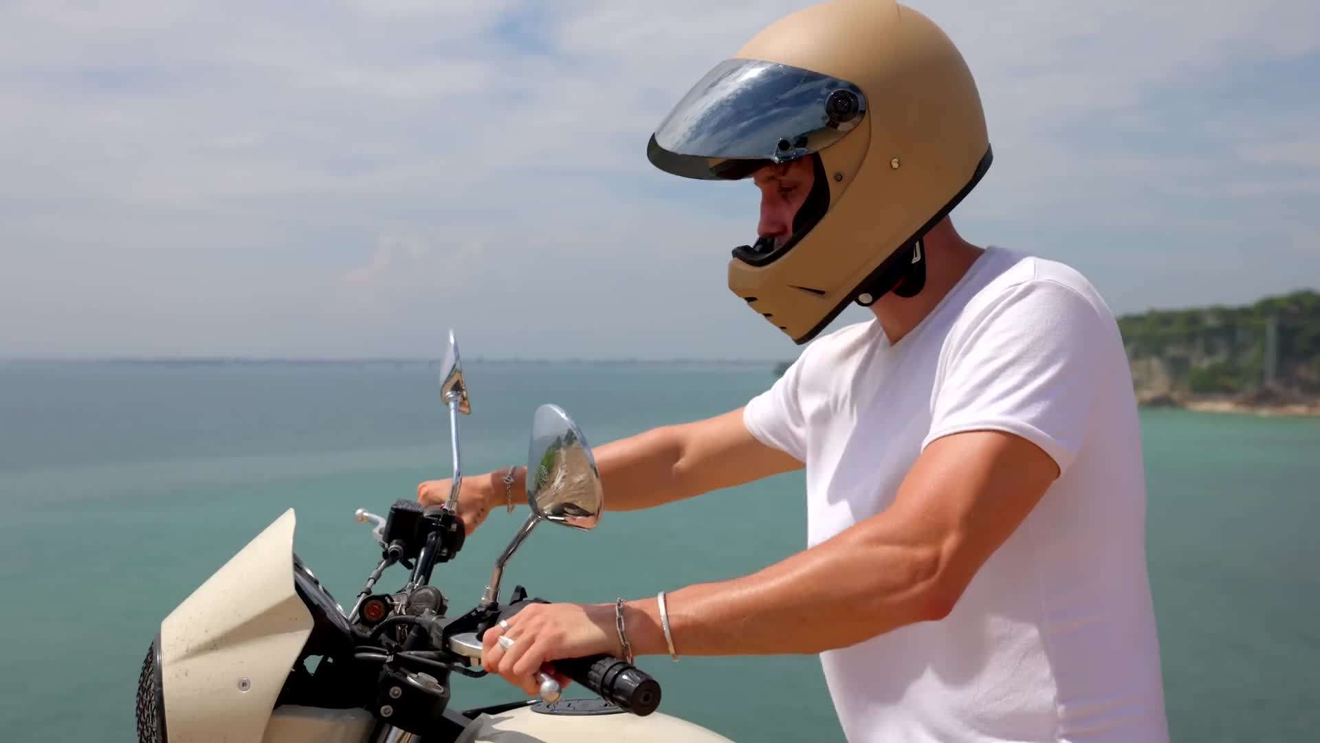 Creating memories with friends in Uluwatu