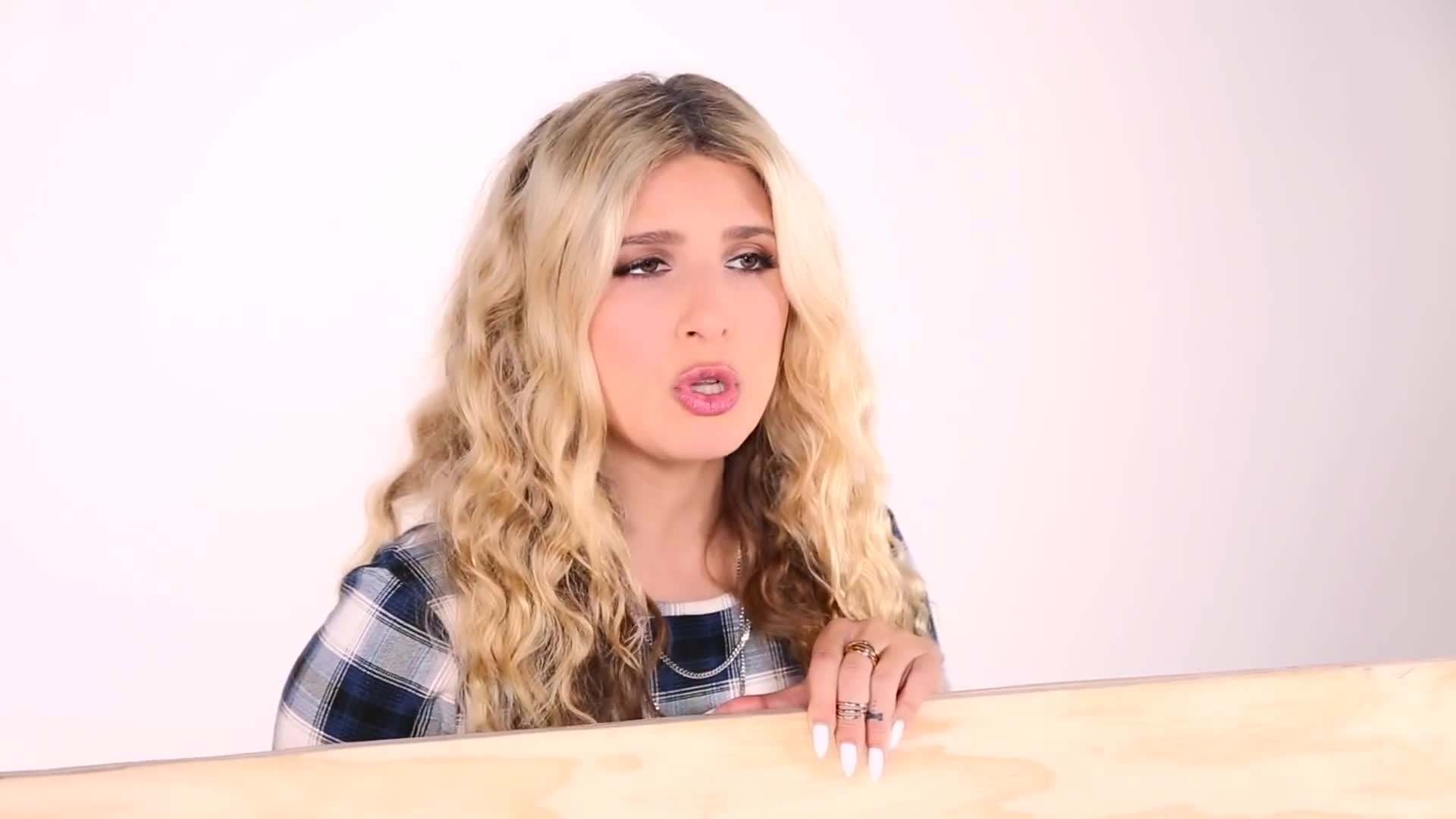 An image of various velvet fabric options for the tufted bench