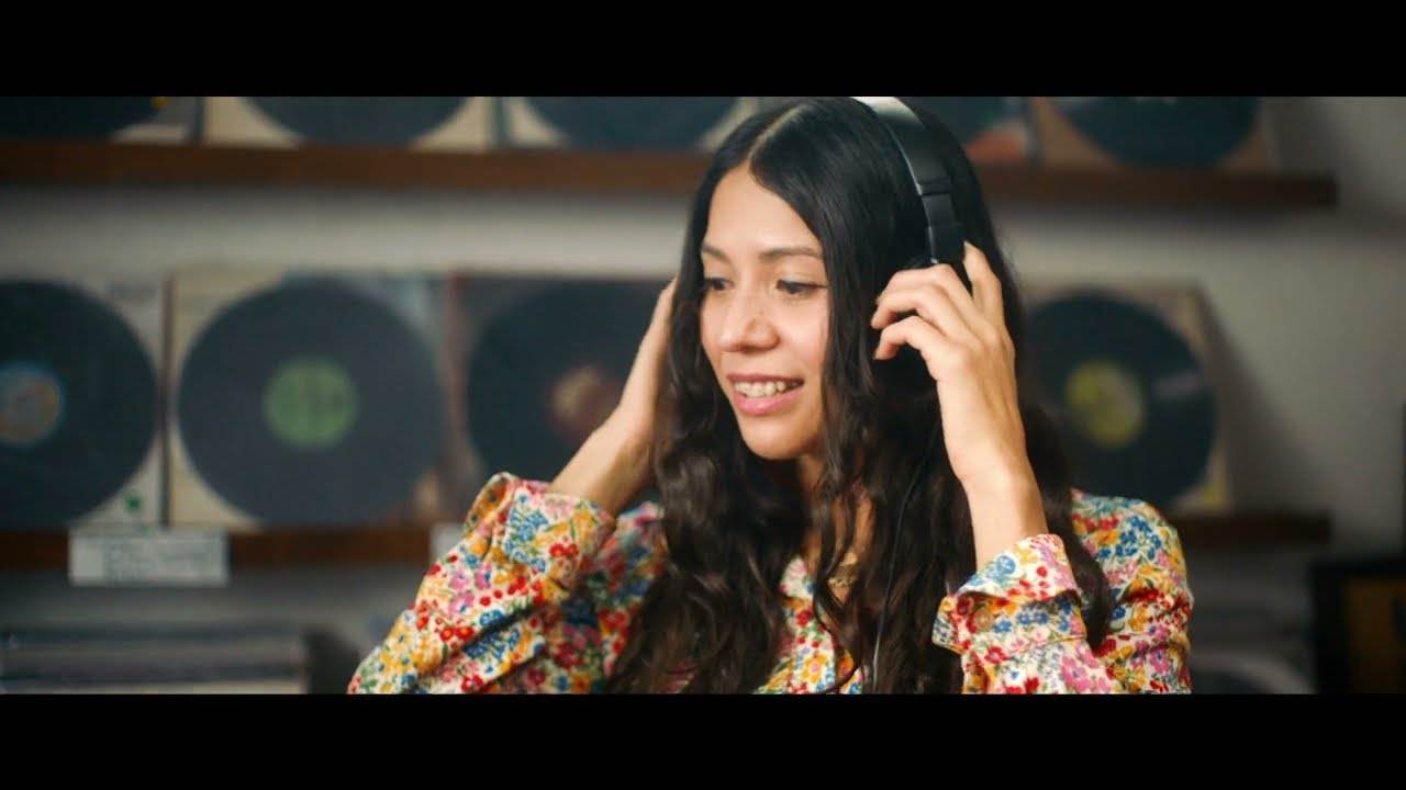 Digging Vintage in Mexico City: Exploring Identity and Culture through Passion