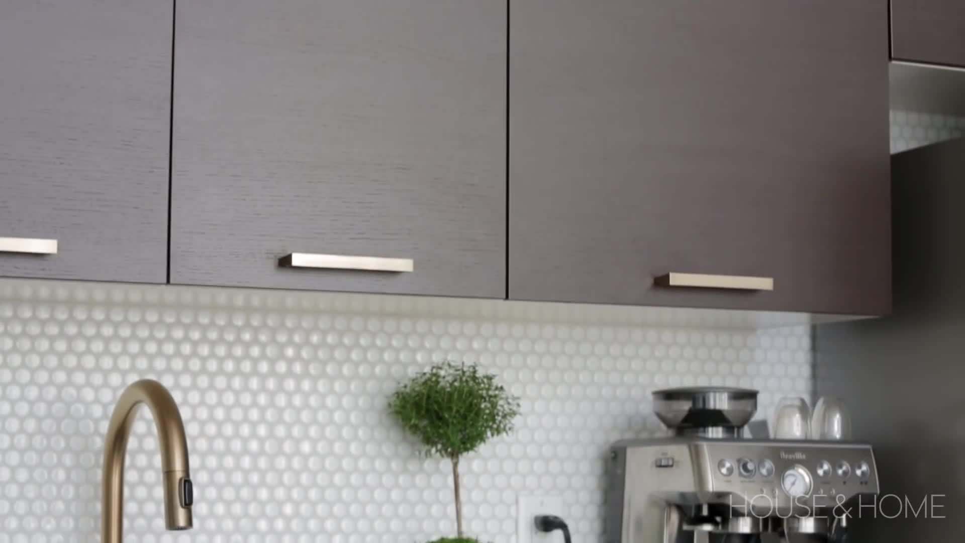 Cori and her husband exploring loft rental apartment options