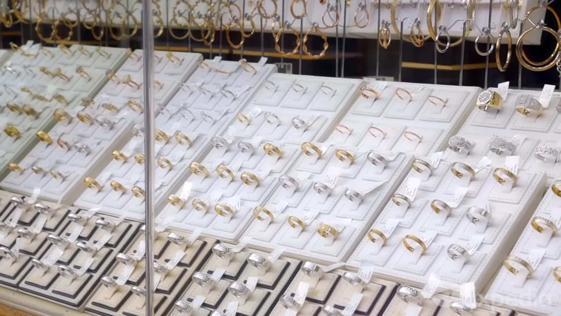 Birmingham Canals: A Serene Escape in the Heart of the City