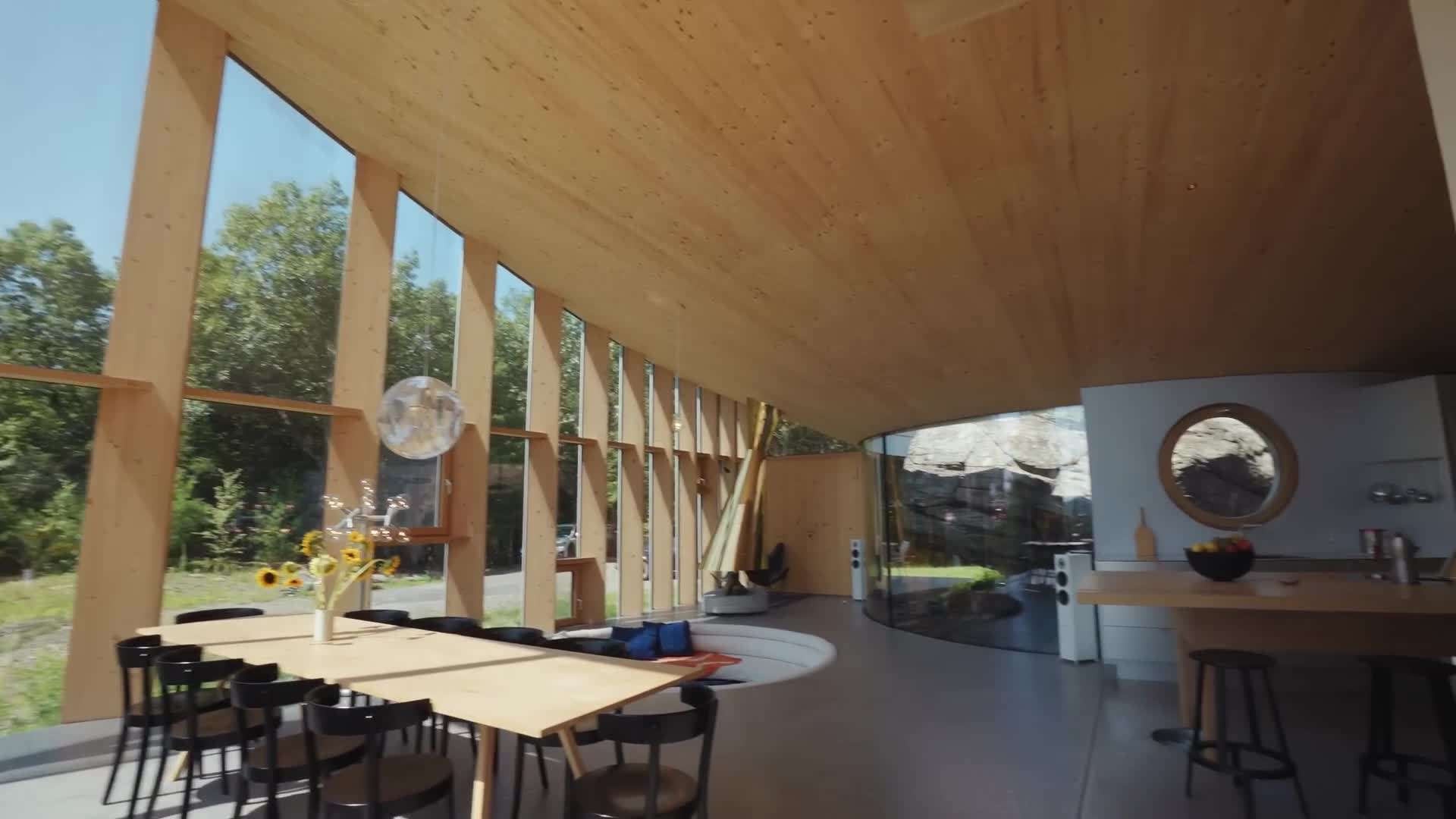 Solar panels on the roof of the Rock'n'House