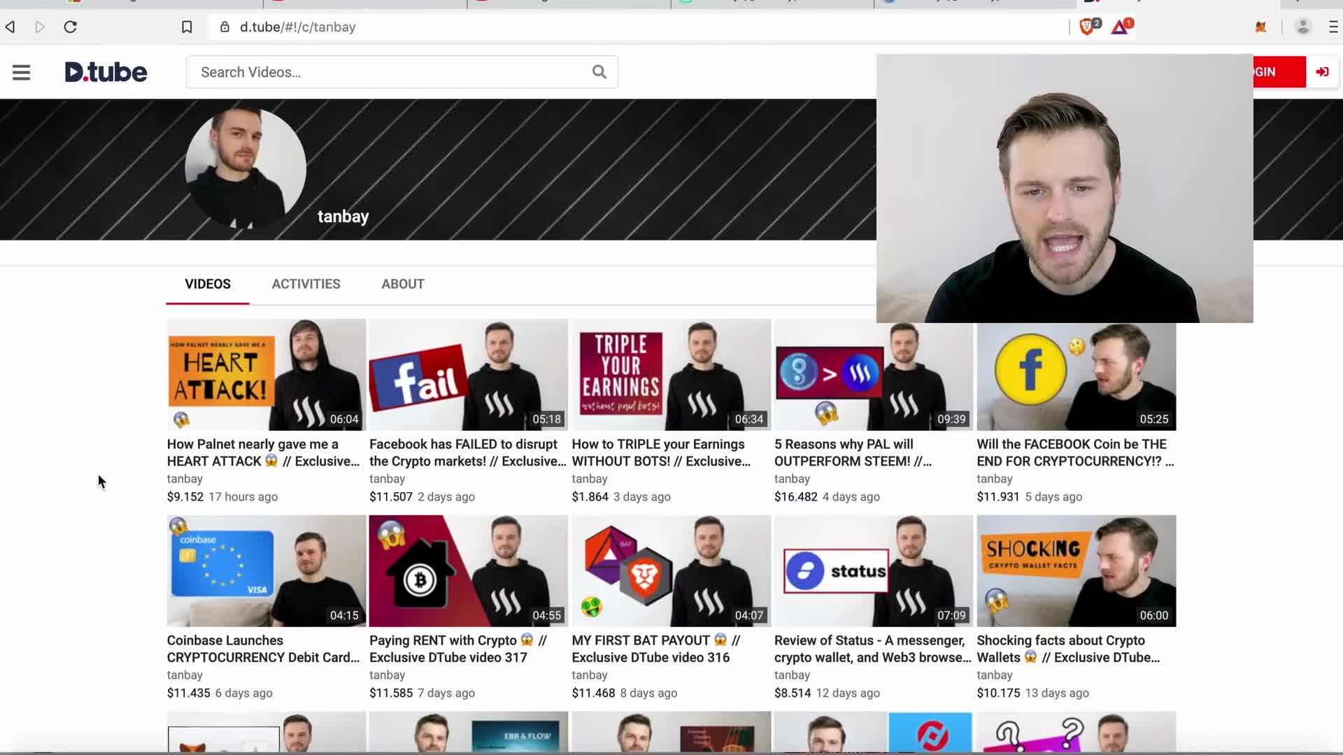 Travelling Weasels sharing career insights