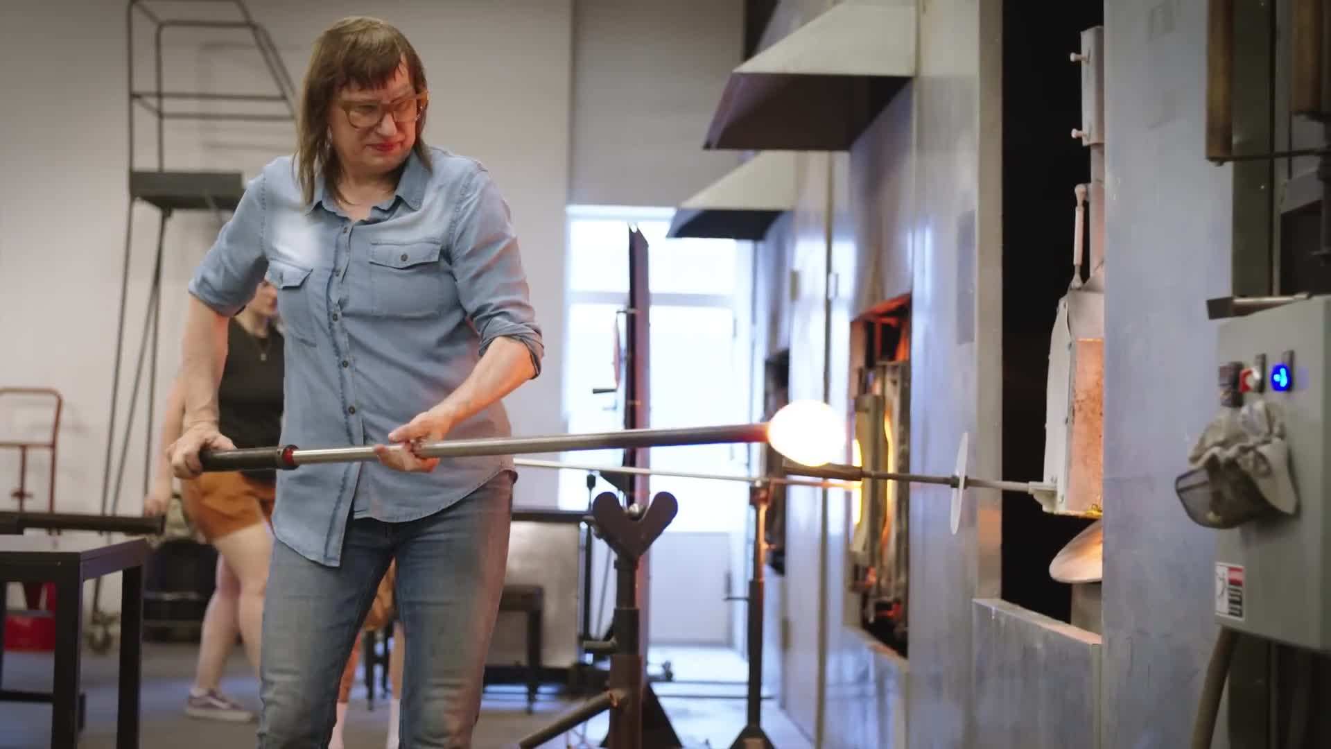 Adding intricate details to a glass sculpture