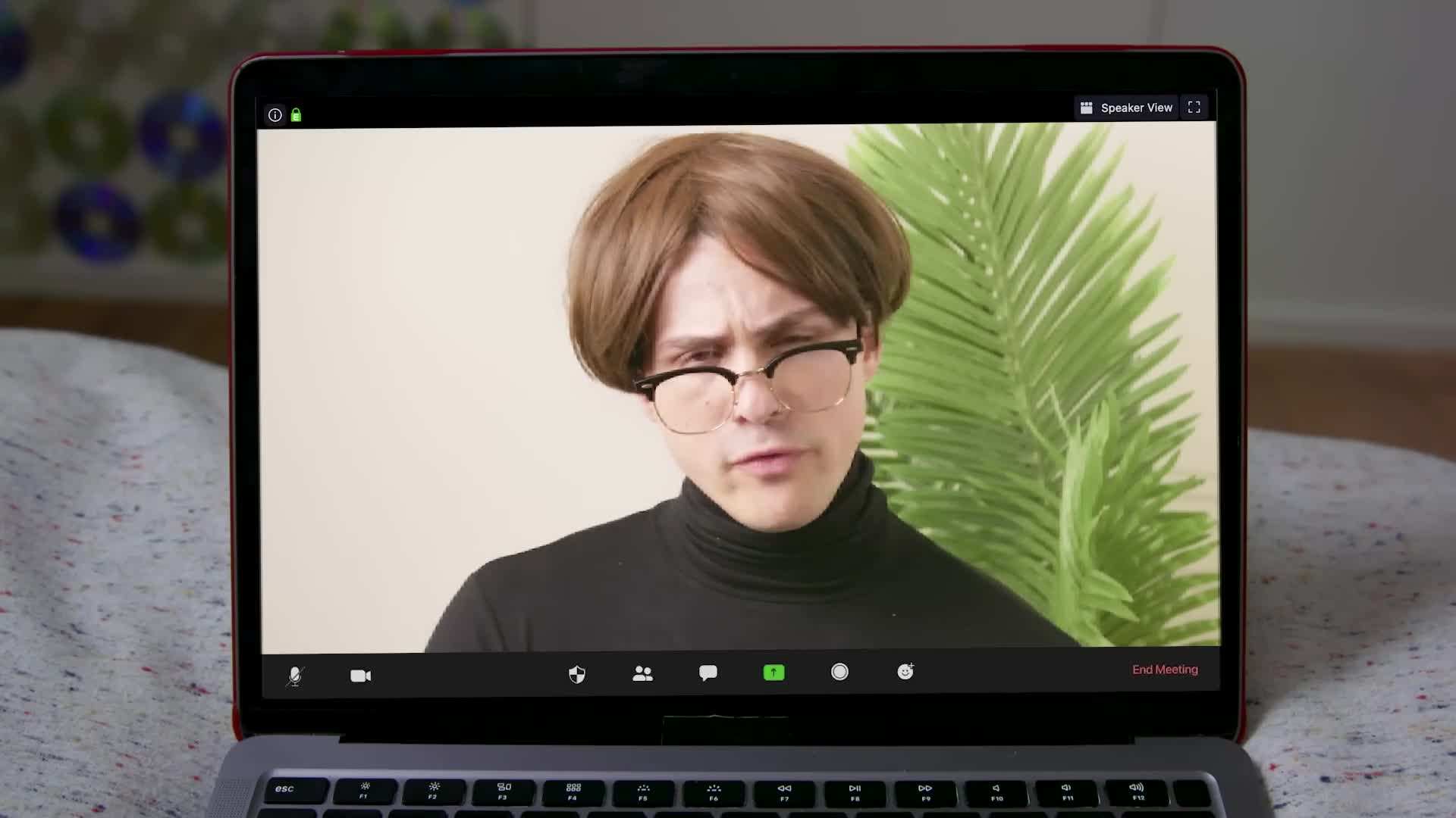 NPCs struggling to stand still in hilarious poses