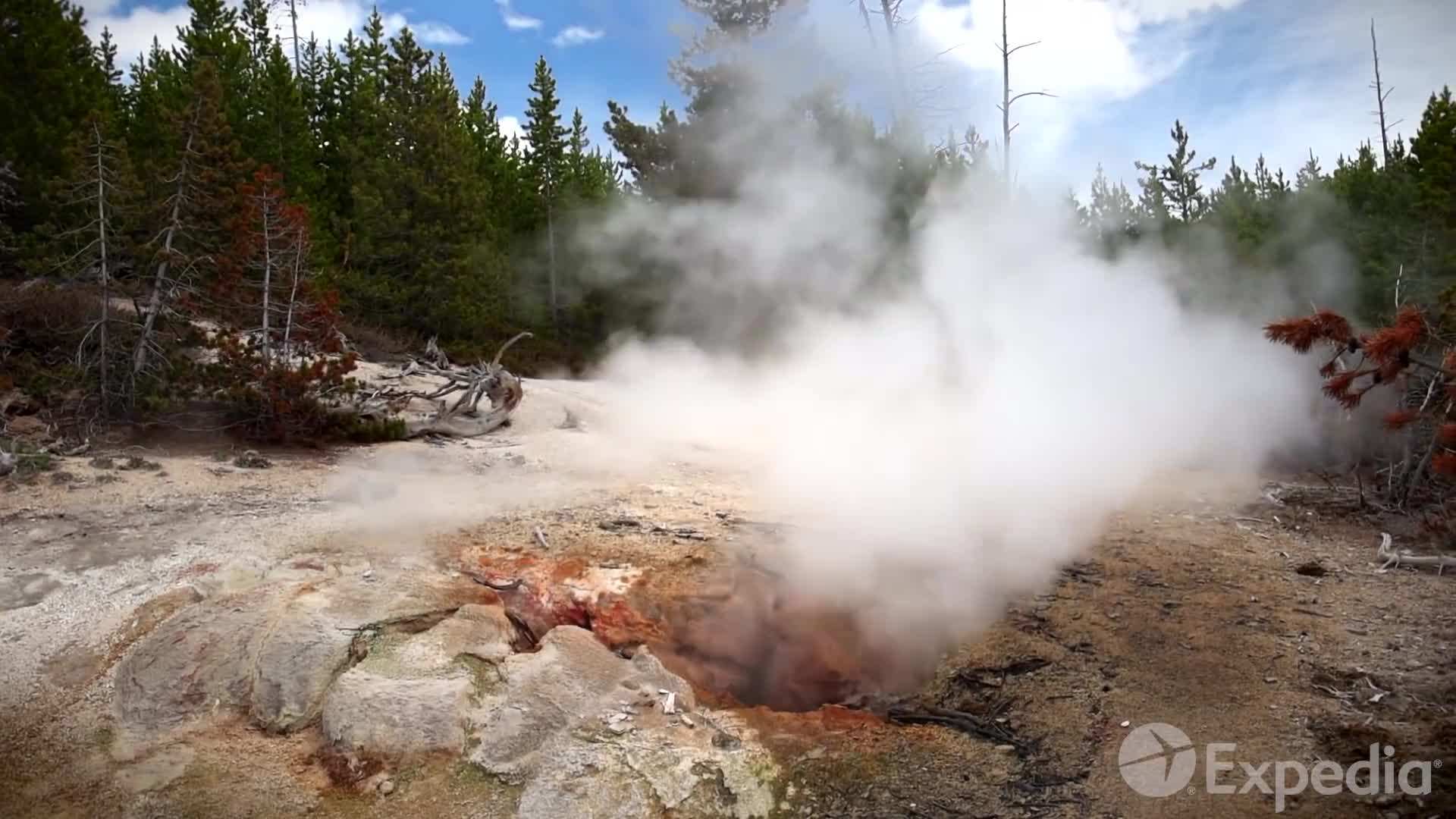 Fascinating geothermal features at Norris Geyser Basin