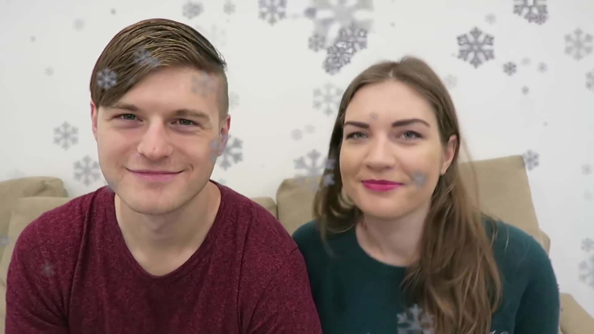 An image of traditional Hungarian Christmas decorations