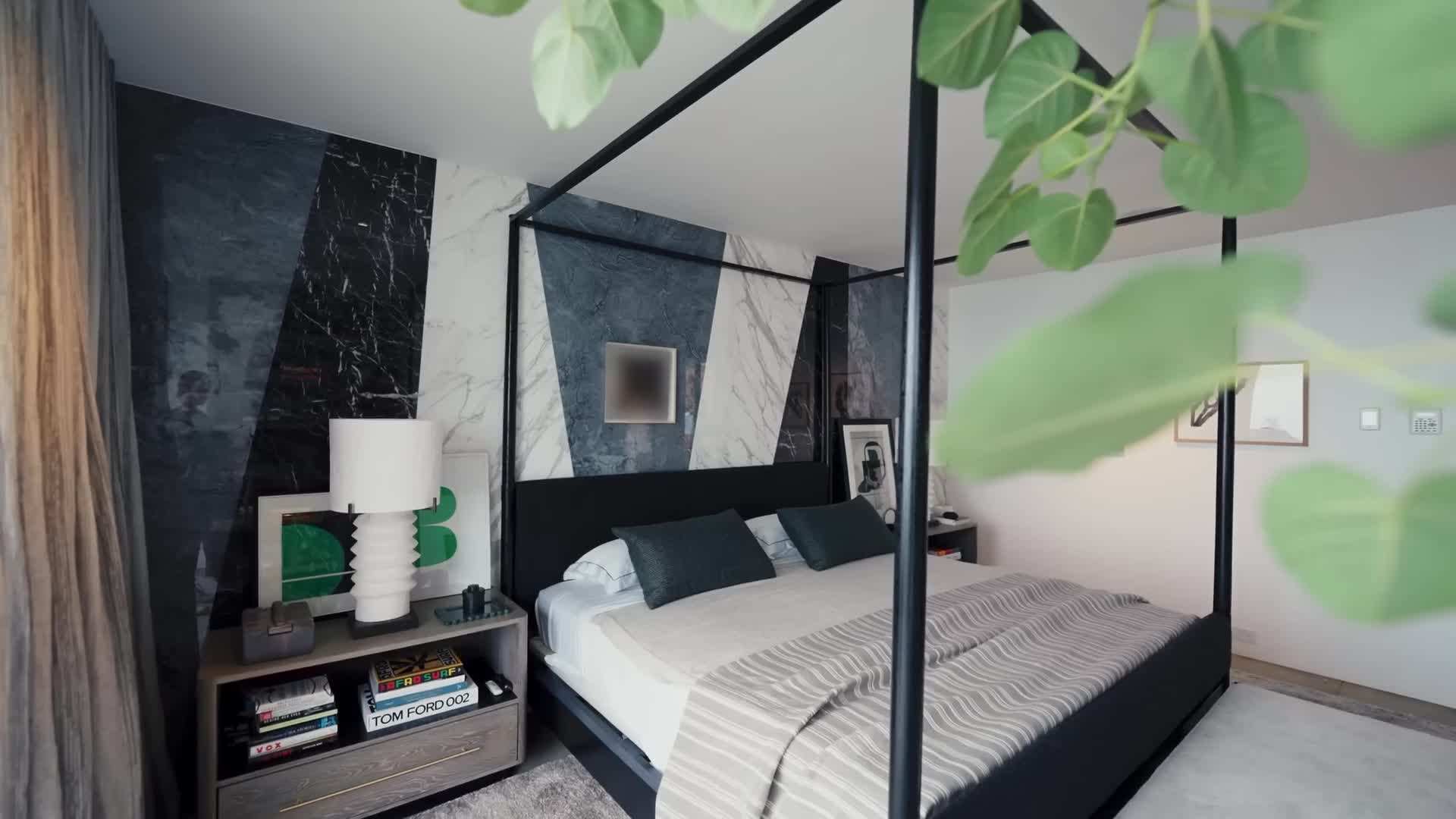 Natural materials like wood and rattan