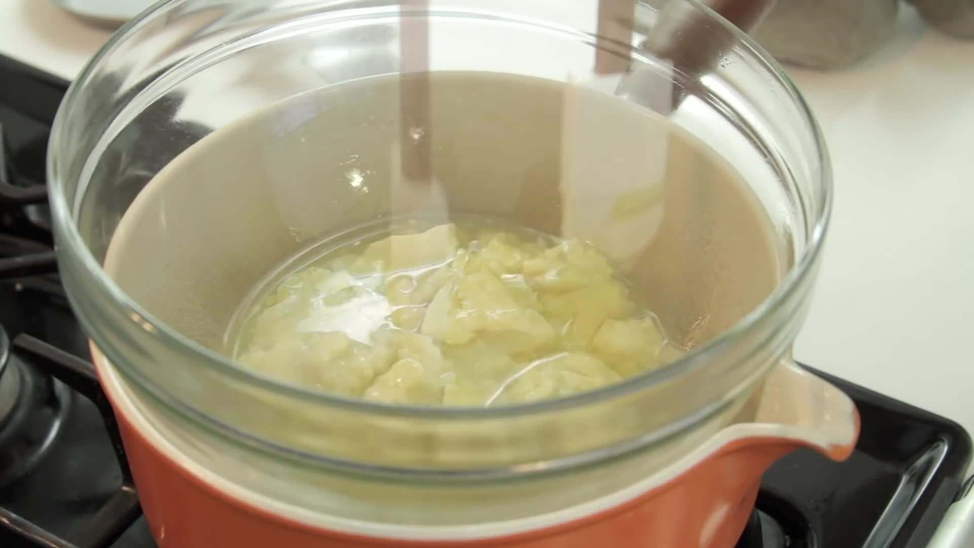 Step-by-step guide on making zero waste whipped body butter