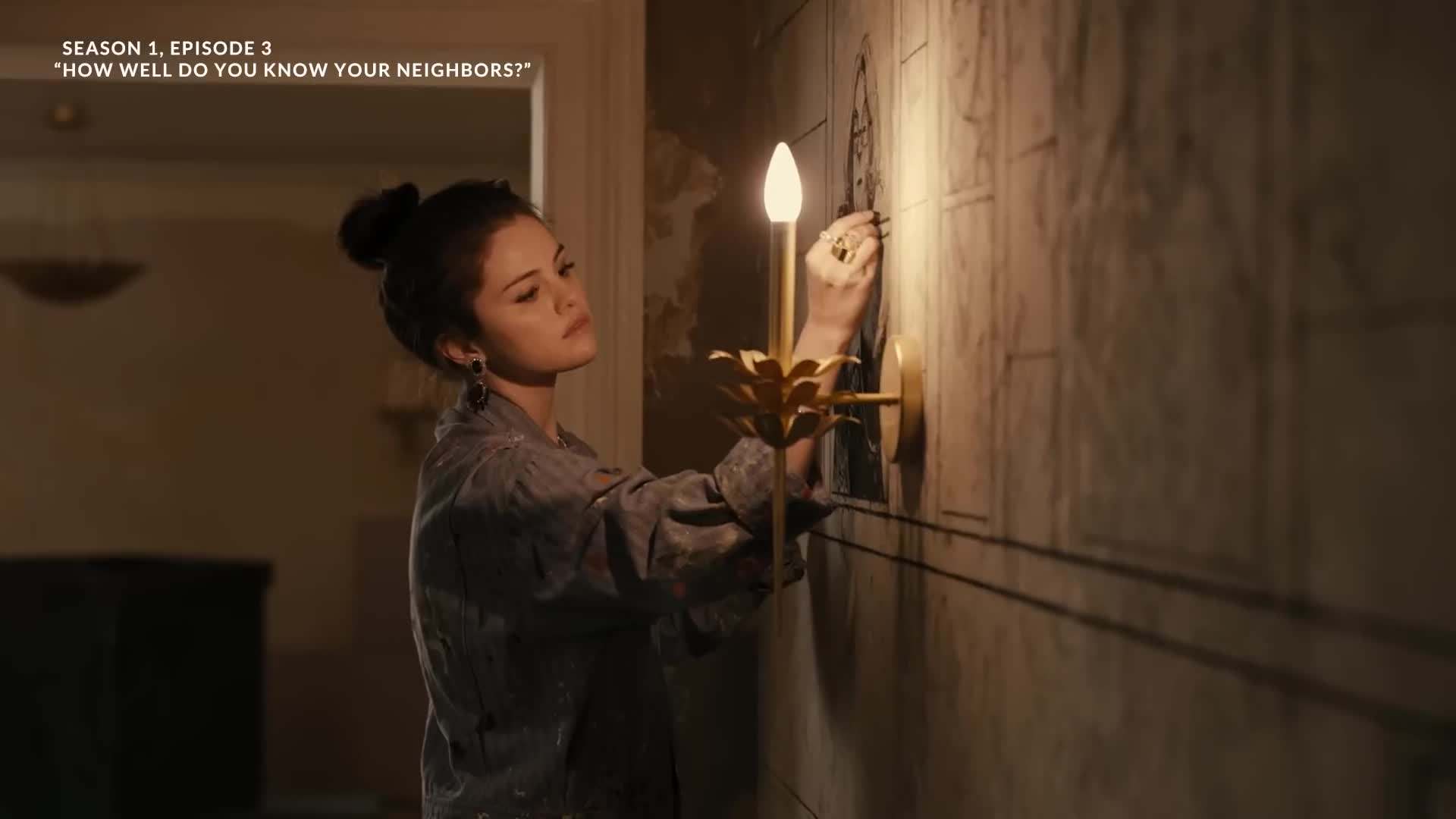 Scenic Painter Finishing Details