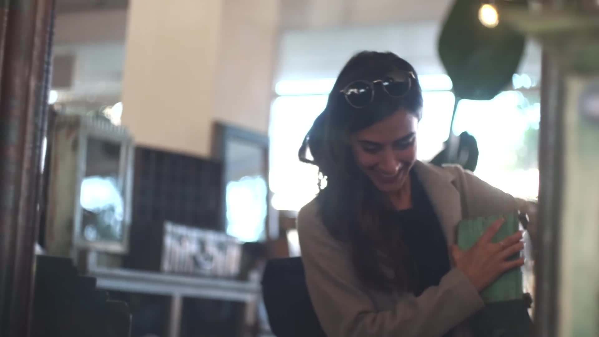 Using a reflector to bounce light and balance the composition