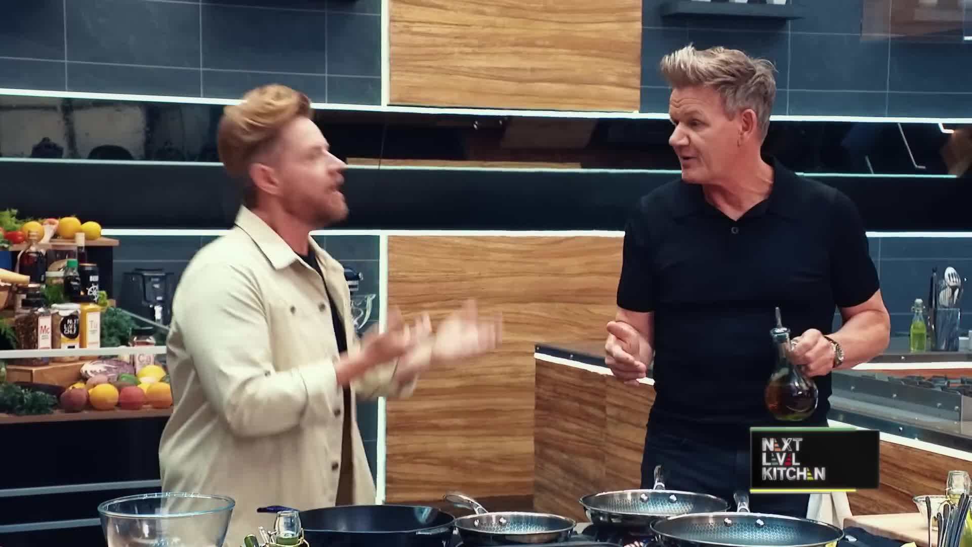 Gordon Ramsay frying the eggs and assembling the Huevos Rancheros