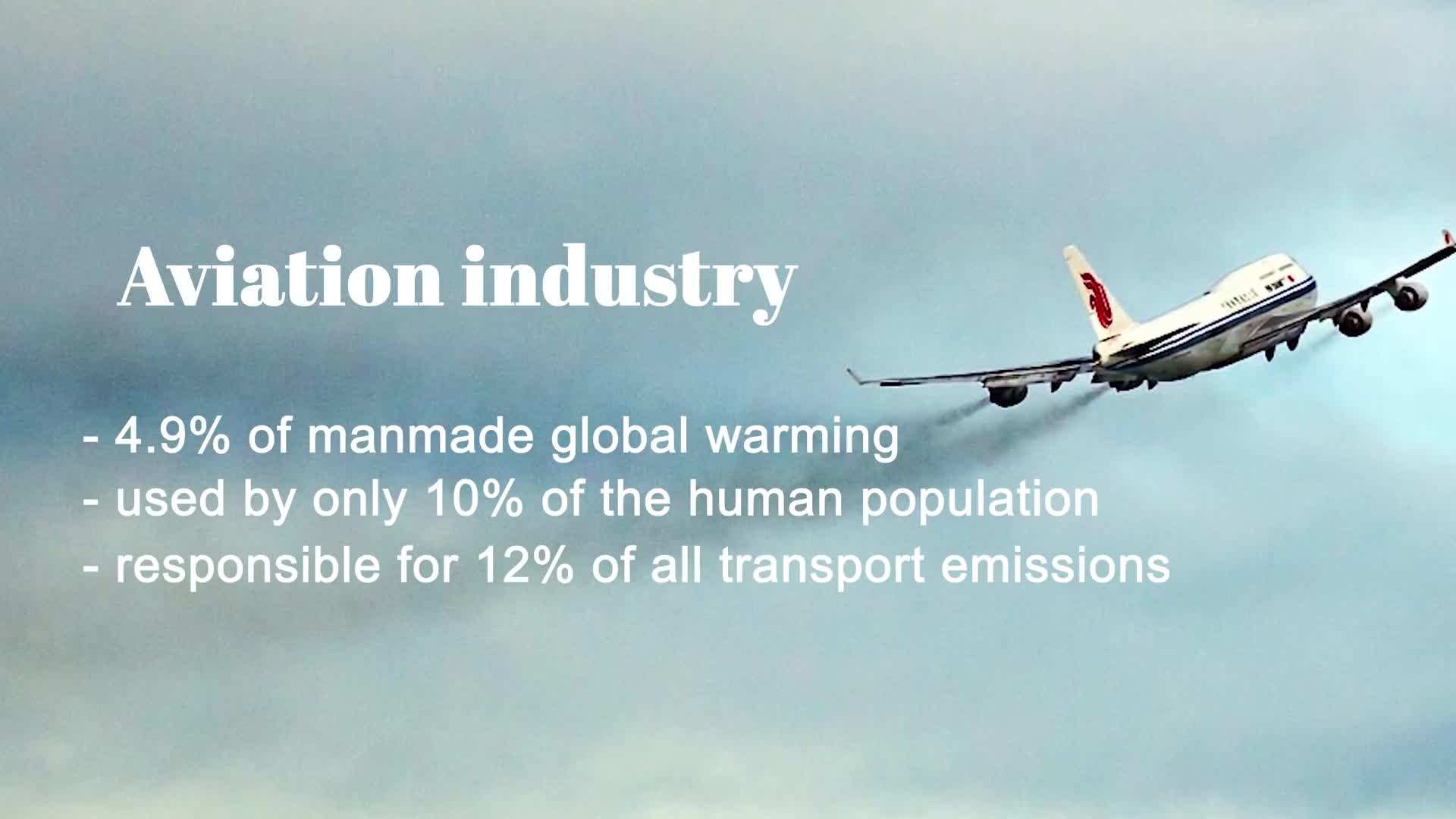 Cruise ship polluting the ocean