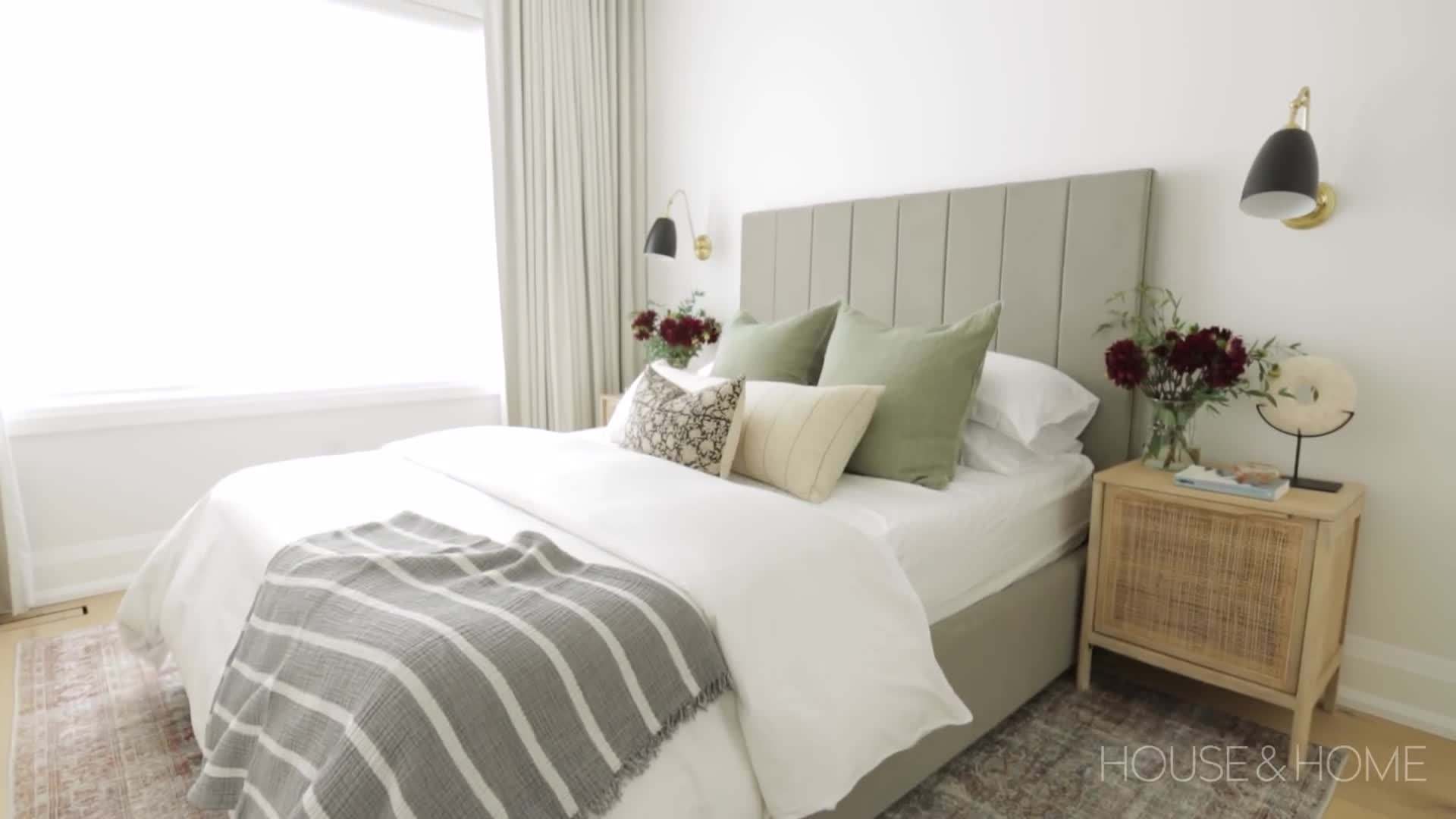 Clear countertops and organized storage spaces create a clean and efficient kitchen.