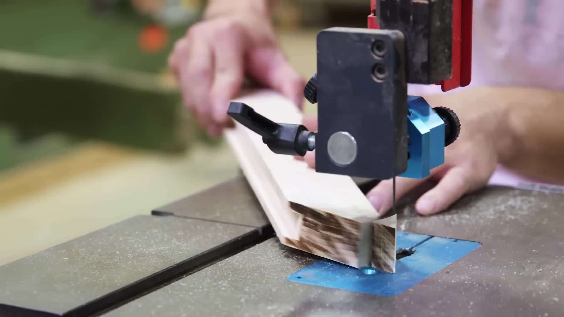 Full view of Jane's minimalist vanity