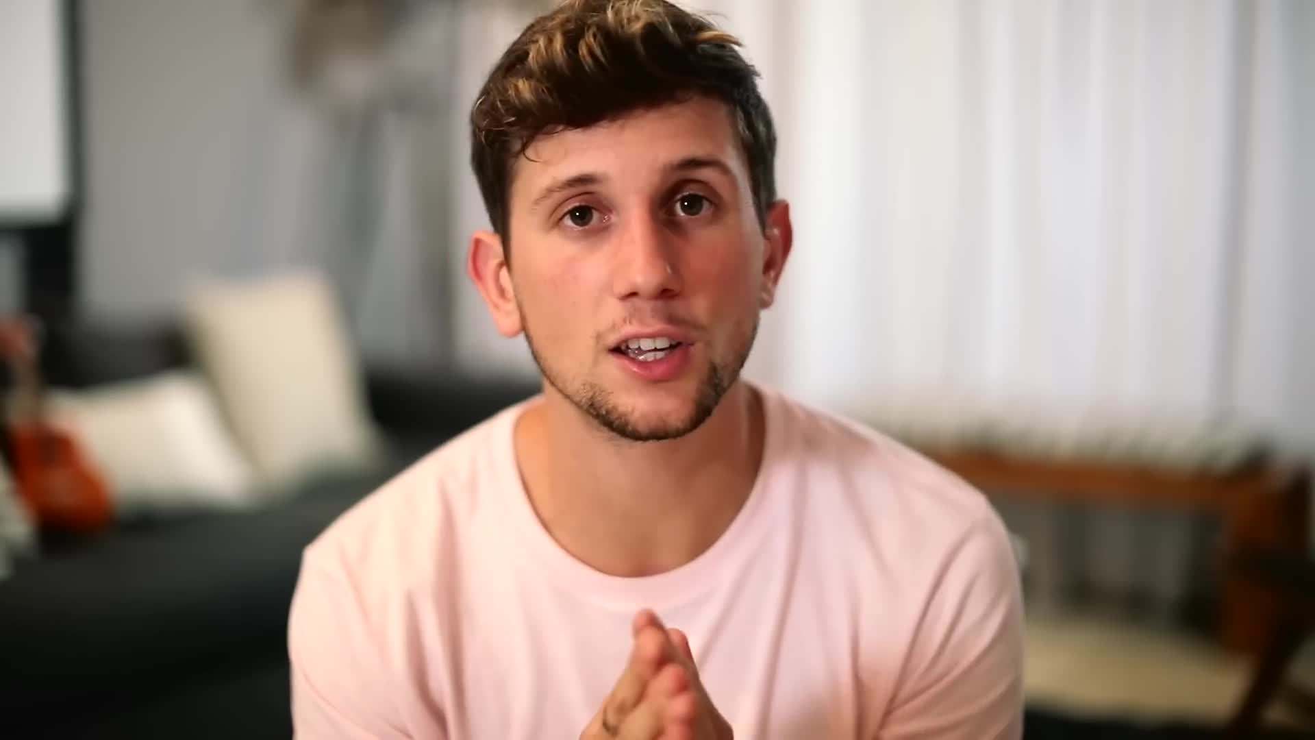 Sampling local street food