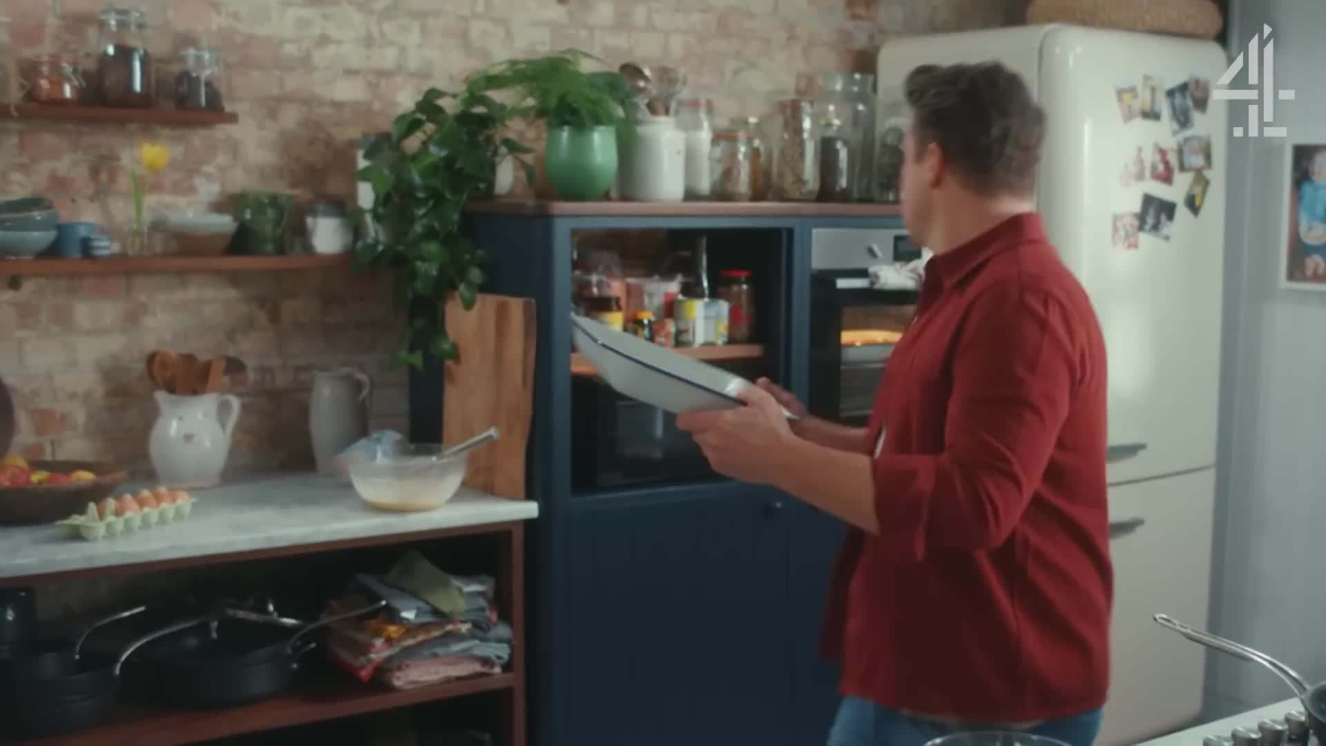 A step-by-step visual guide on assembling the vegetables and pouring the Yorkshire pudding batter