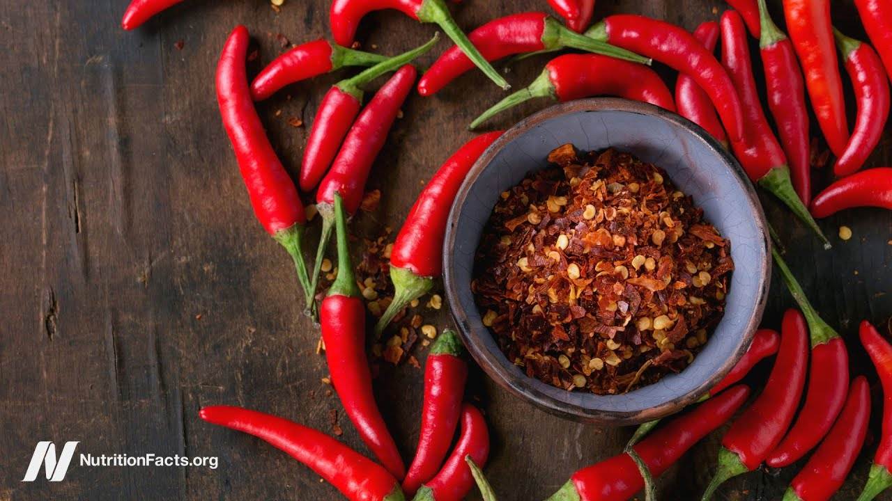 Hot Peppers: How Spice Can Extend Your Life