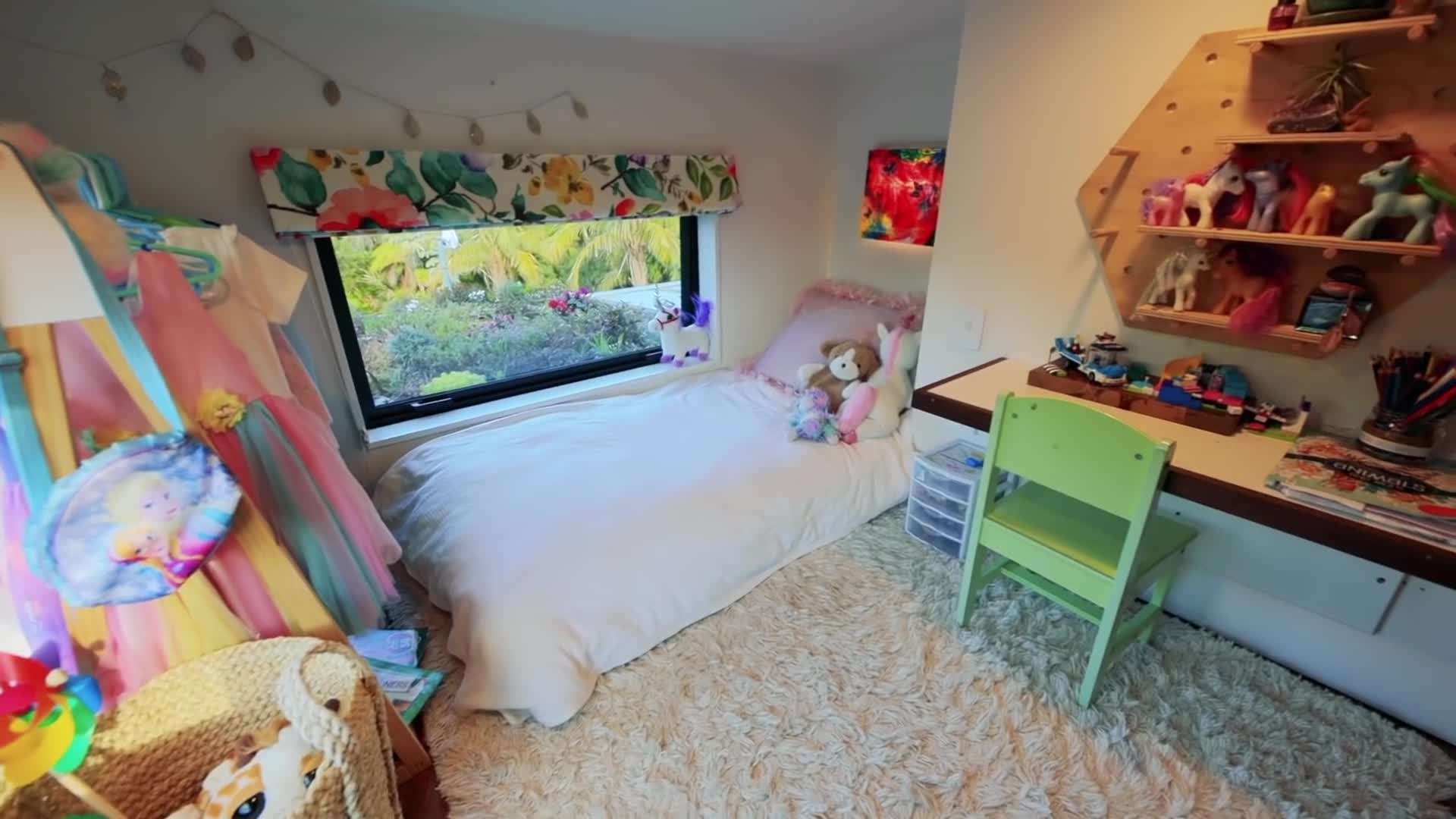 Fold-out deck for outdoor living