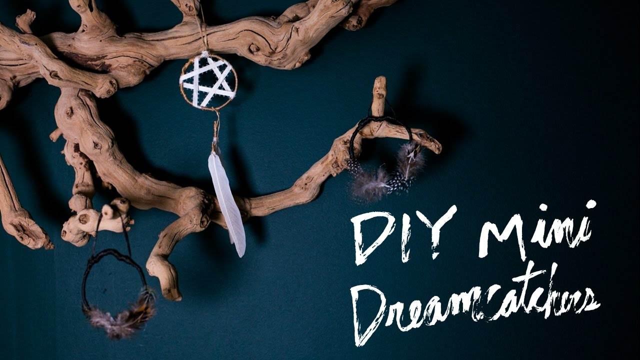 DIY Mini Dreamcatcher Ornament | Bohemian Holiday Decor