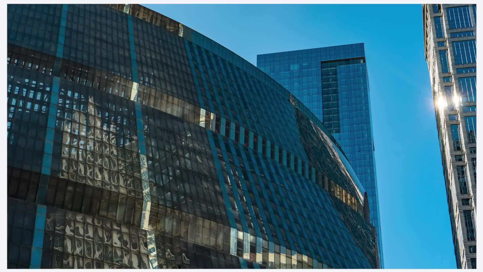 The Cylindrical Towers of Marina City
