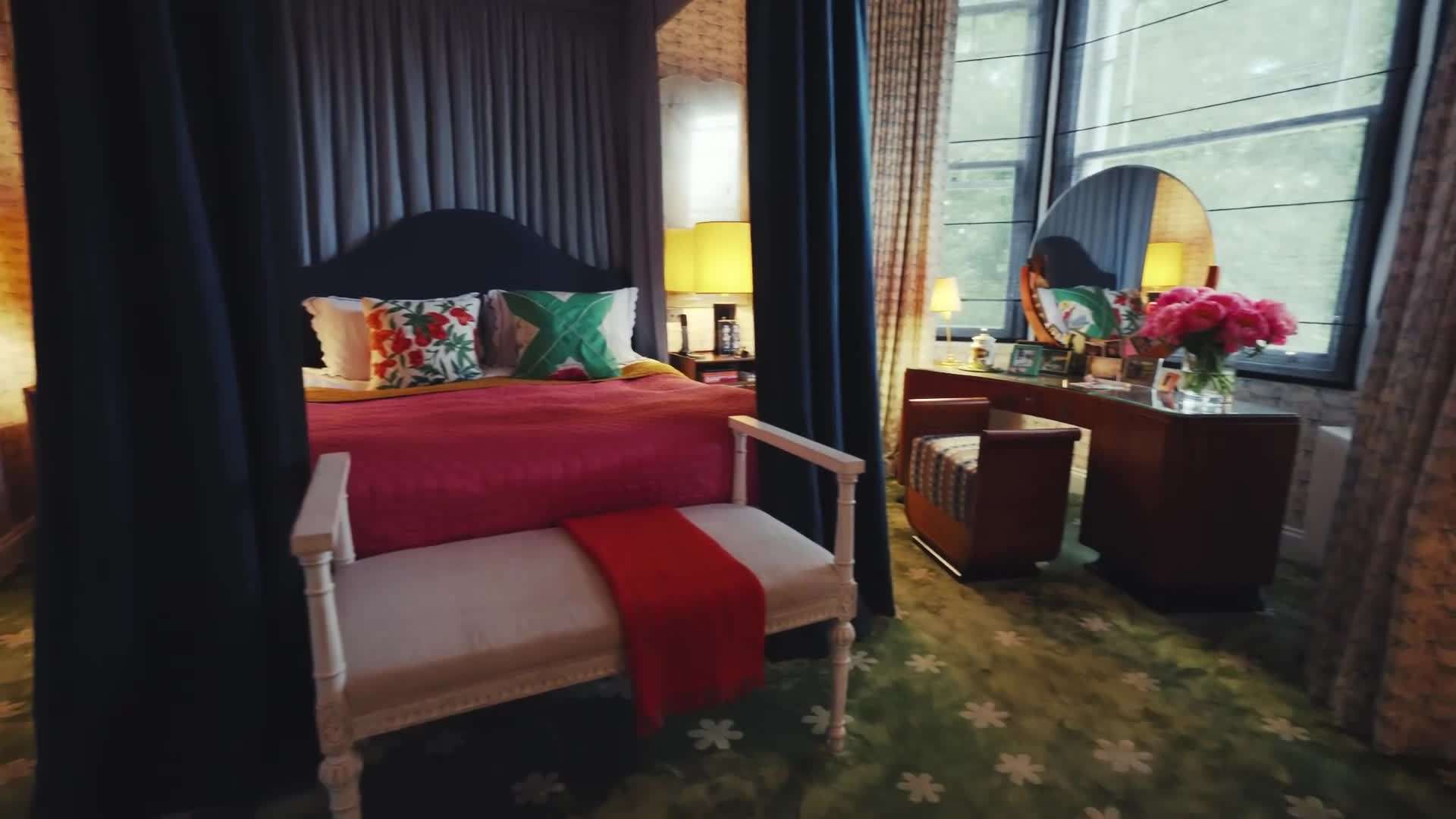 Adwoa's statement wallpaper in the bathroom