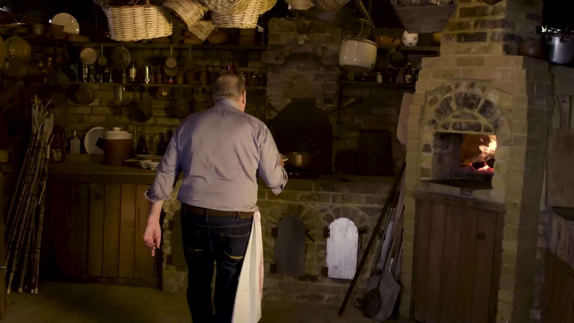 Cooked pea conchiglie pasta