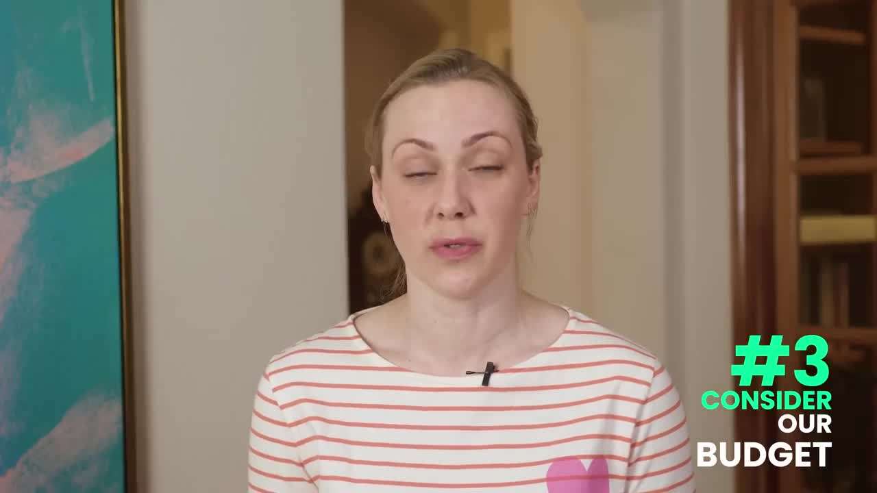 Visual representation of a person browsing therapist profiles online with keywords 'find therapist'