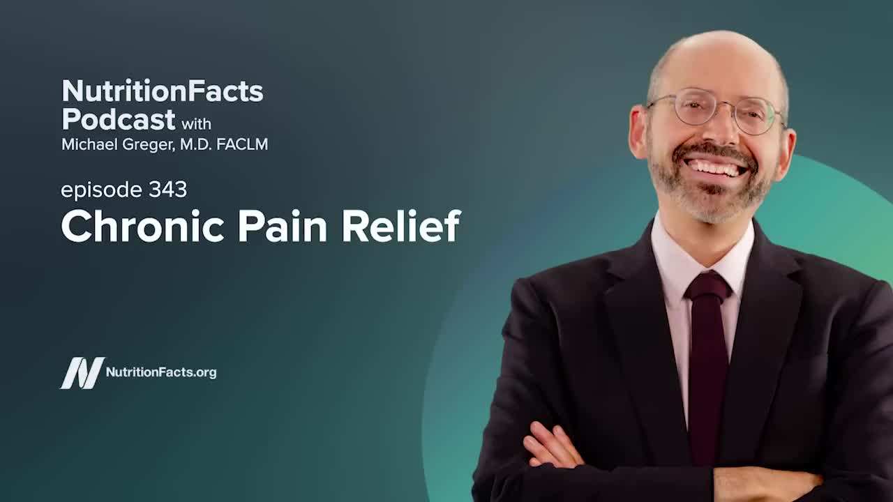 Image of a plate filled with colorful fruits and vegetables