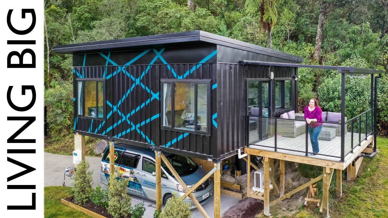 Living Big In A Tiny House: Stunning Modern Small Home Made From 3 x 20ft Shipping Containers