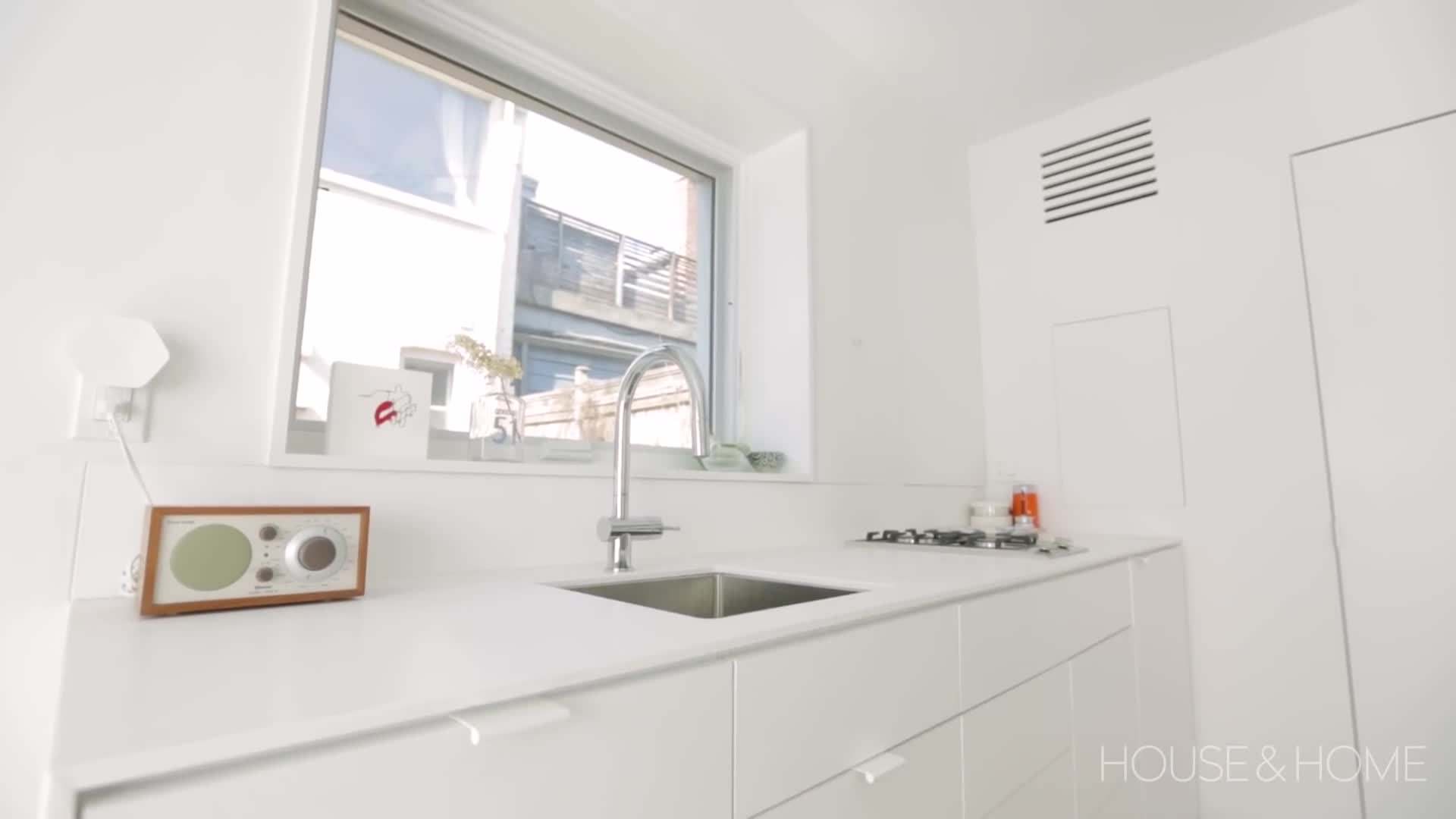 The minimalistic kitchen design