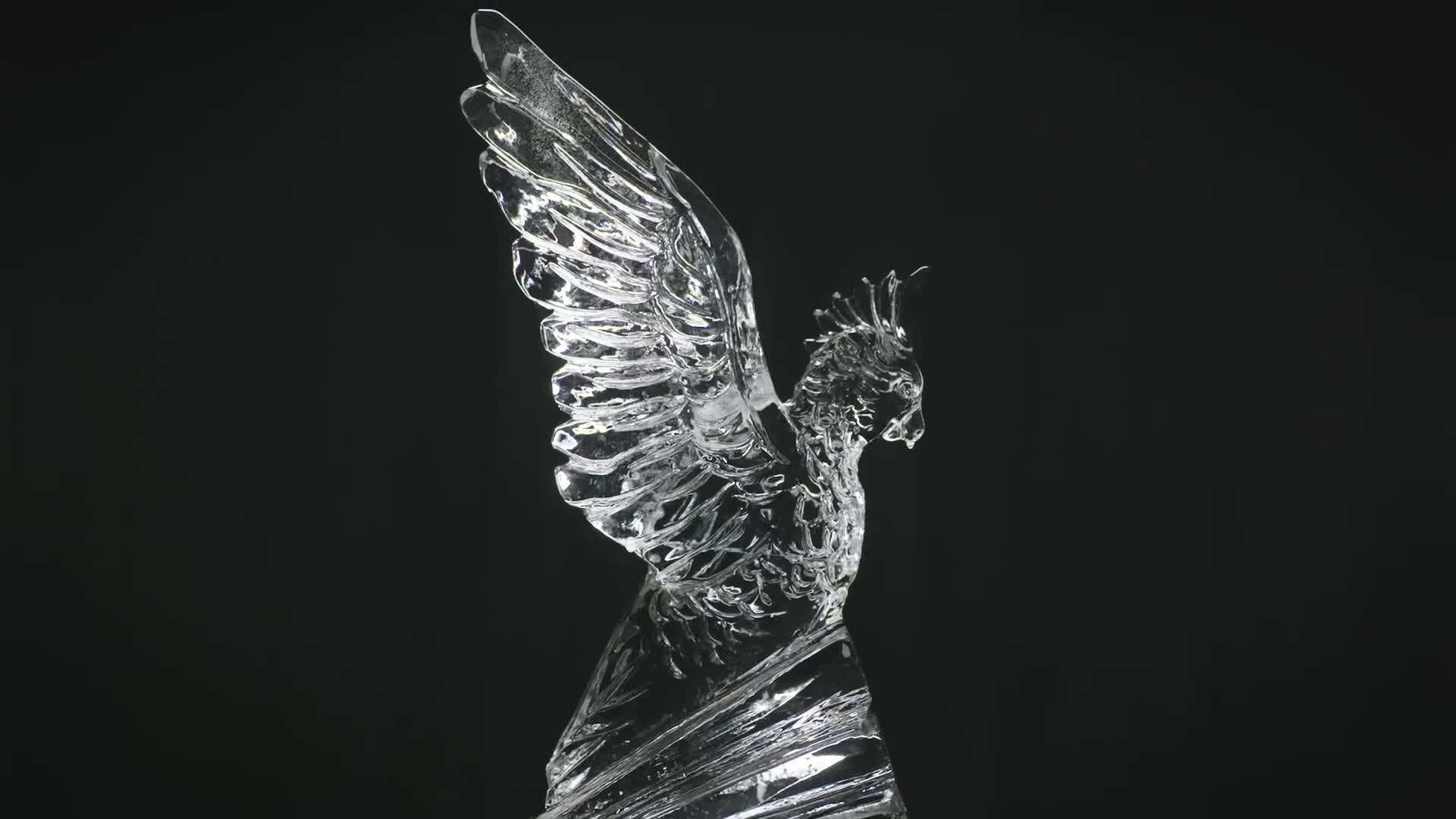 Close-up of the finished ice sculpture