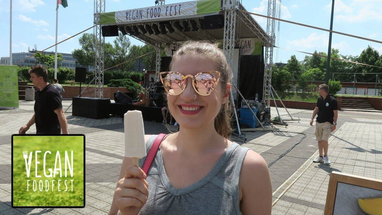 Date Day in Budapest: A Vegan Food Festival Experience