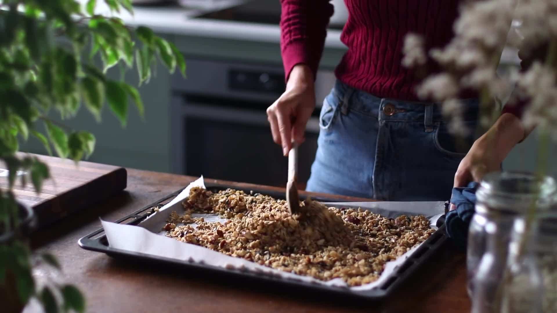 Quinoa Salad with Grilled Chicken - A Protein-Packed Version