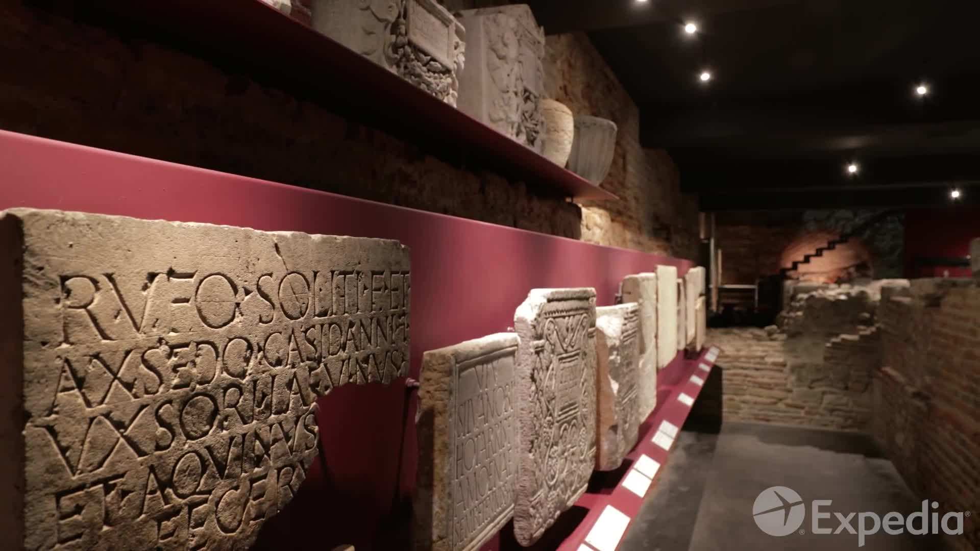 The Capitole de Toulouse - Neoclassical Architecture at Its Finest