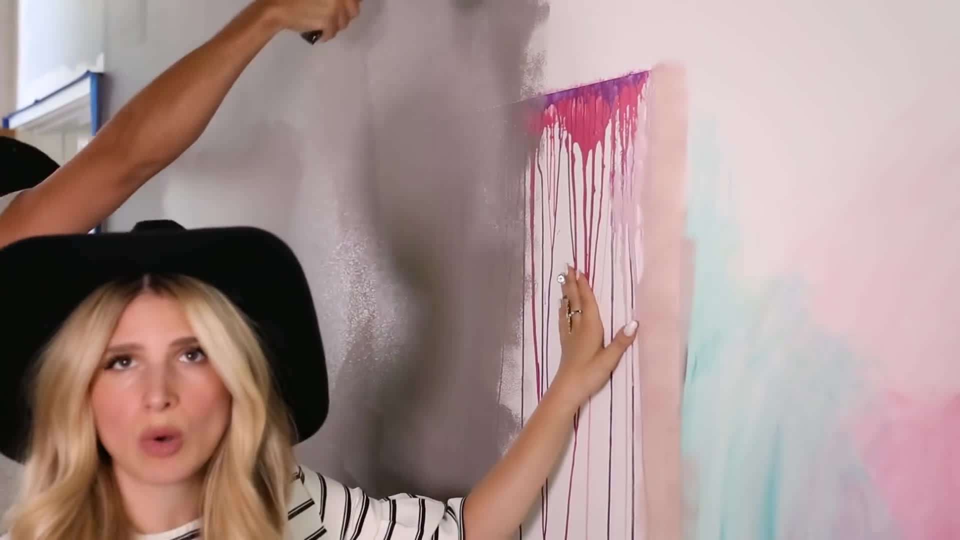 Selecting gemstones for a necklace design