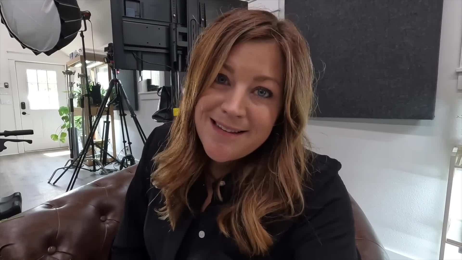 Attach the prepared statice flowers to the wire wreath frame