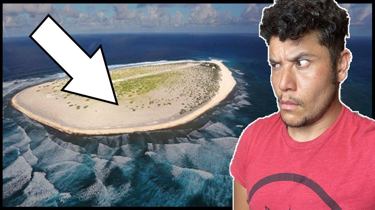 The Mysterious Story of the Small Island: Survival, Adventure, and Shipwrecks