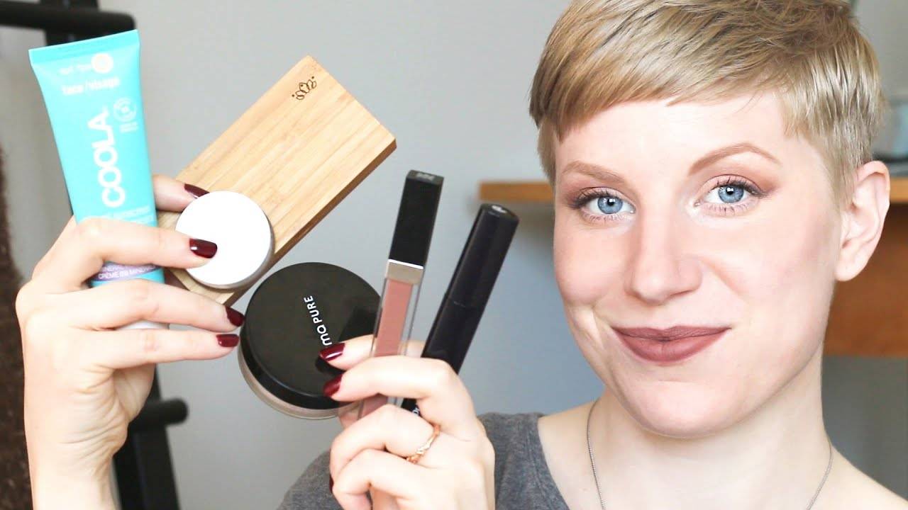 Minimalist Makeup Capsule & Everyday Green Beauty Look