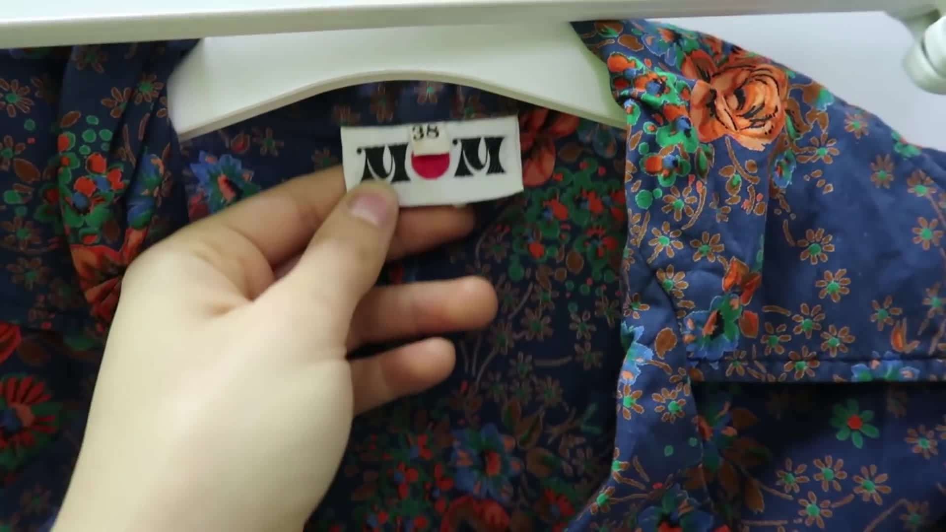 Finding a stunning vintage dress at an unbelievably low price