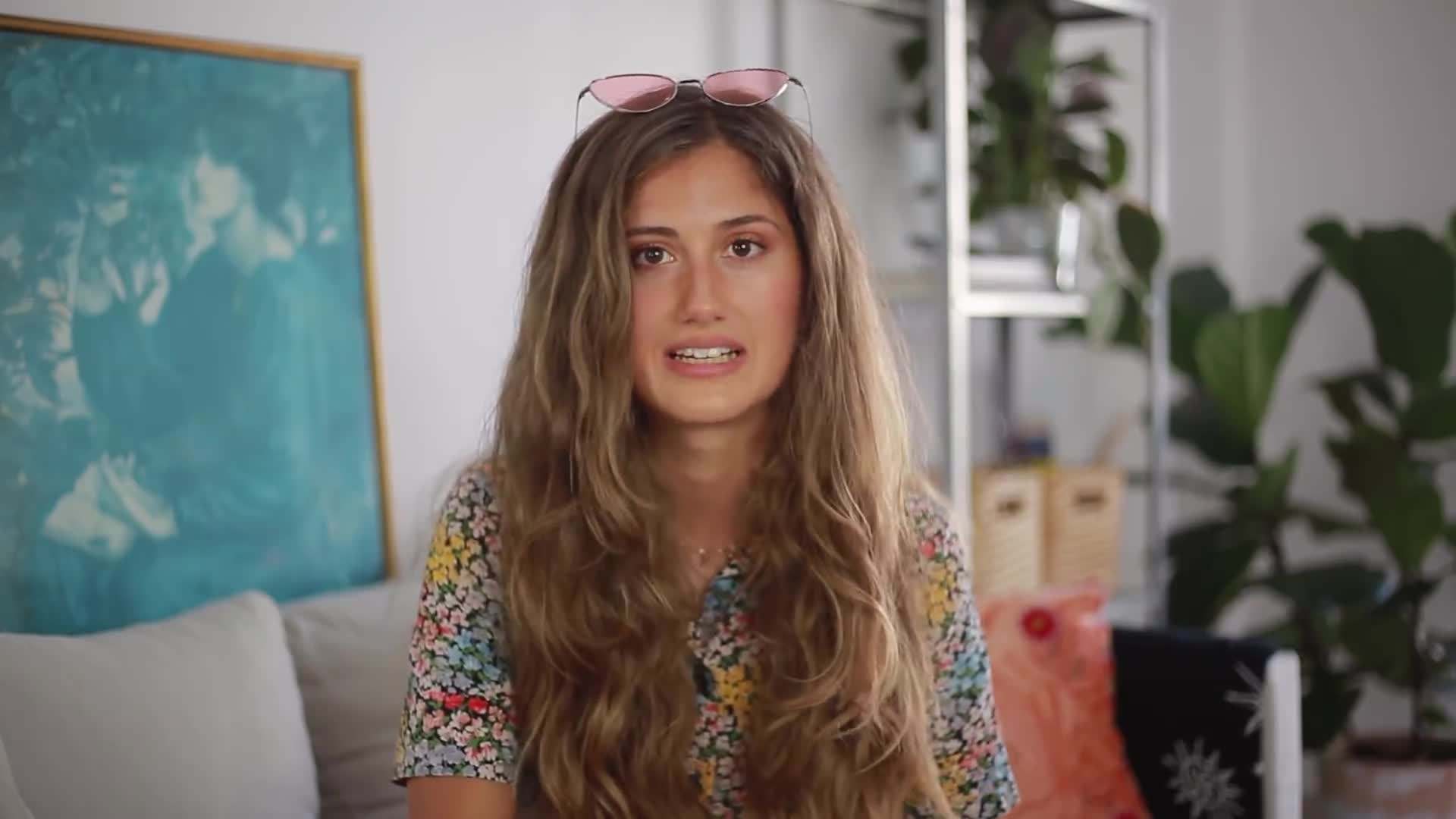 Comparison of Fast Fashion vs. Sustainable Fashion