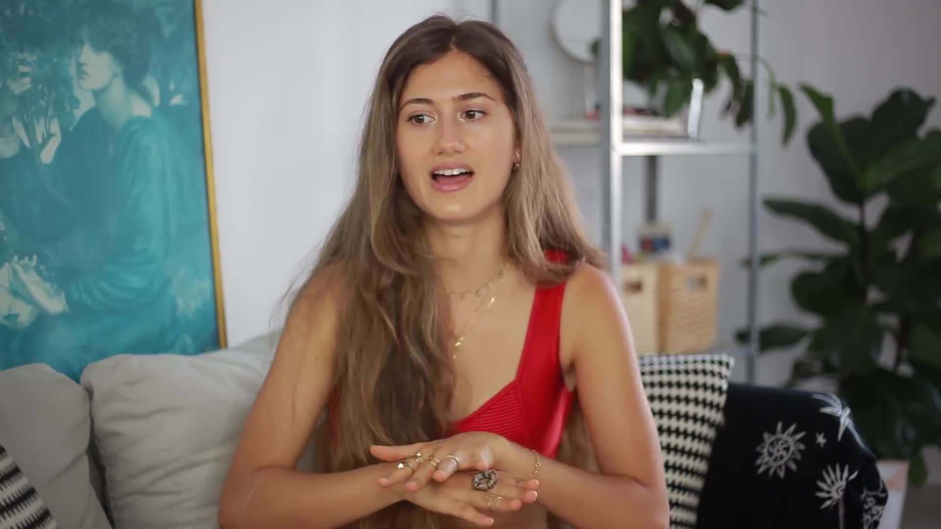 Comparison of underweight fashion models and diverse body types