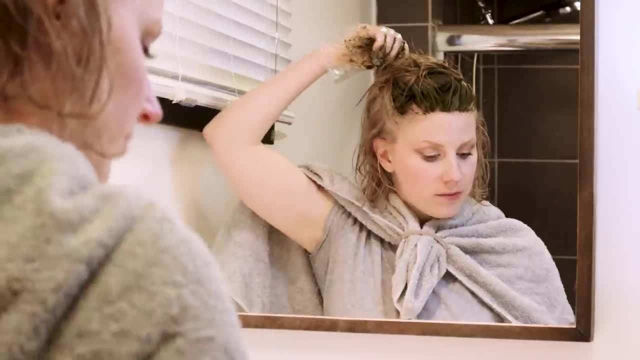 Before and after comparison of henna hair dye results