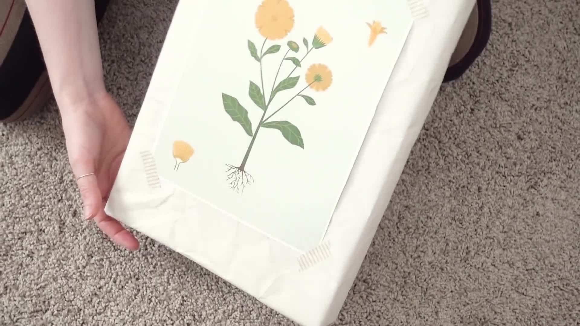 Plastic-free gift wrapping inspiration