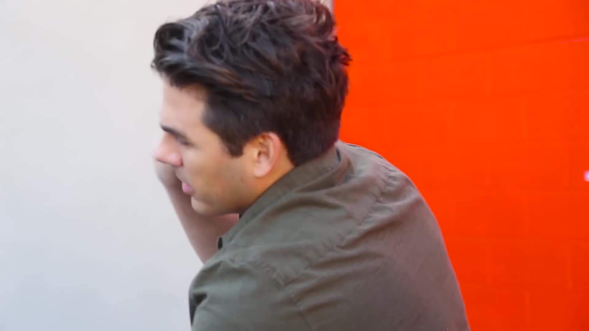 Adding Geometric Patterns to Walls with Spray Paint