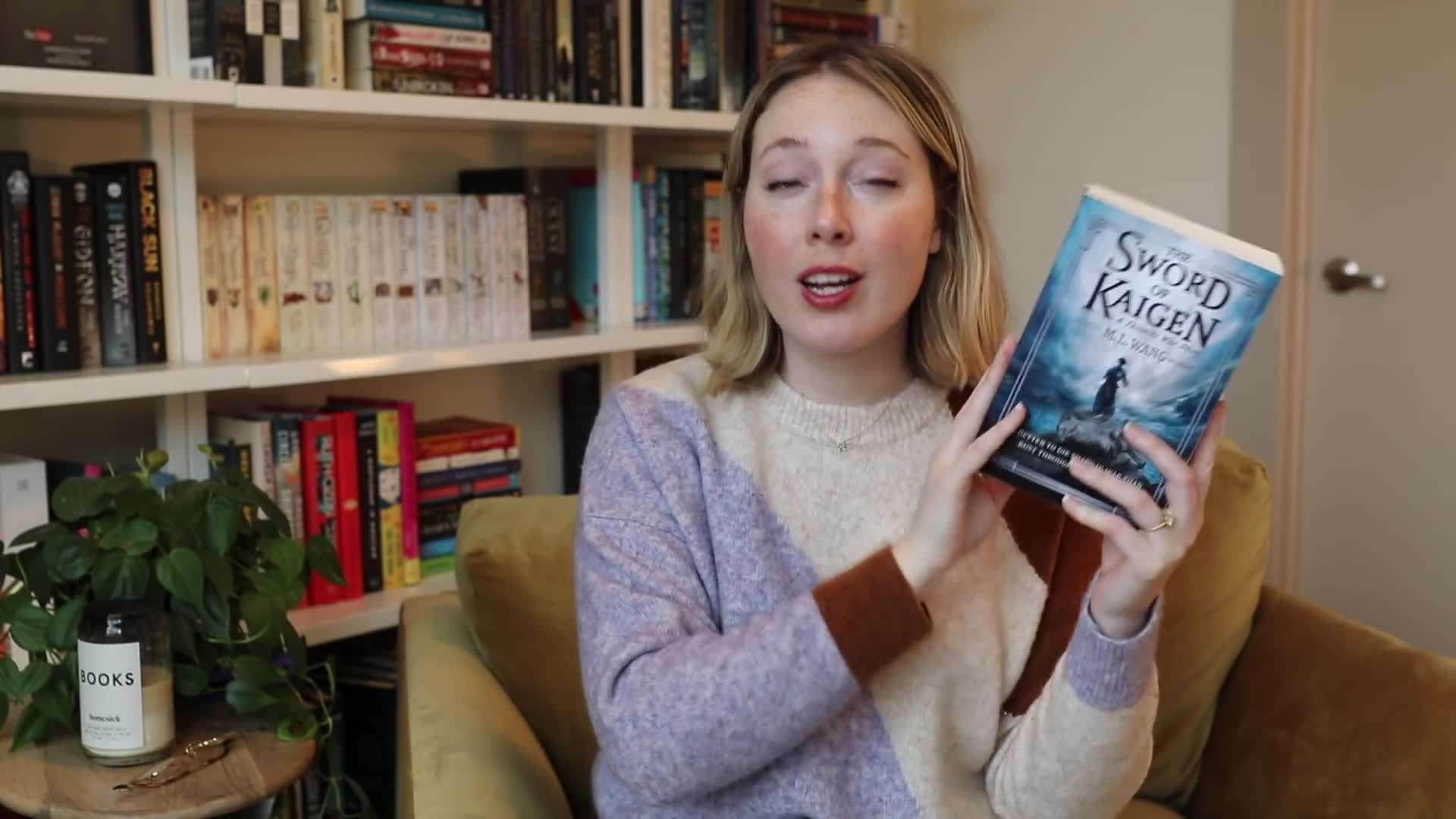 Book covers of 'Eleanor Oliphant Is Completely Fine' and 'The Seven Husbands of Evelyn Hugo'