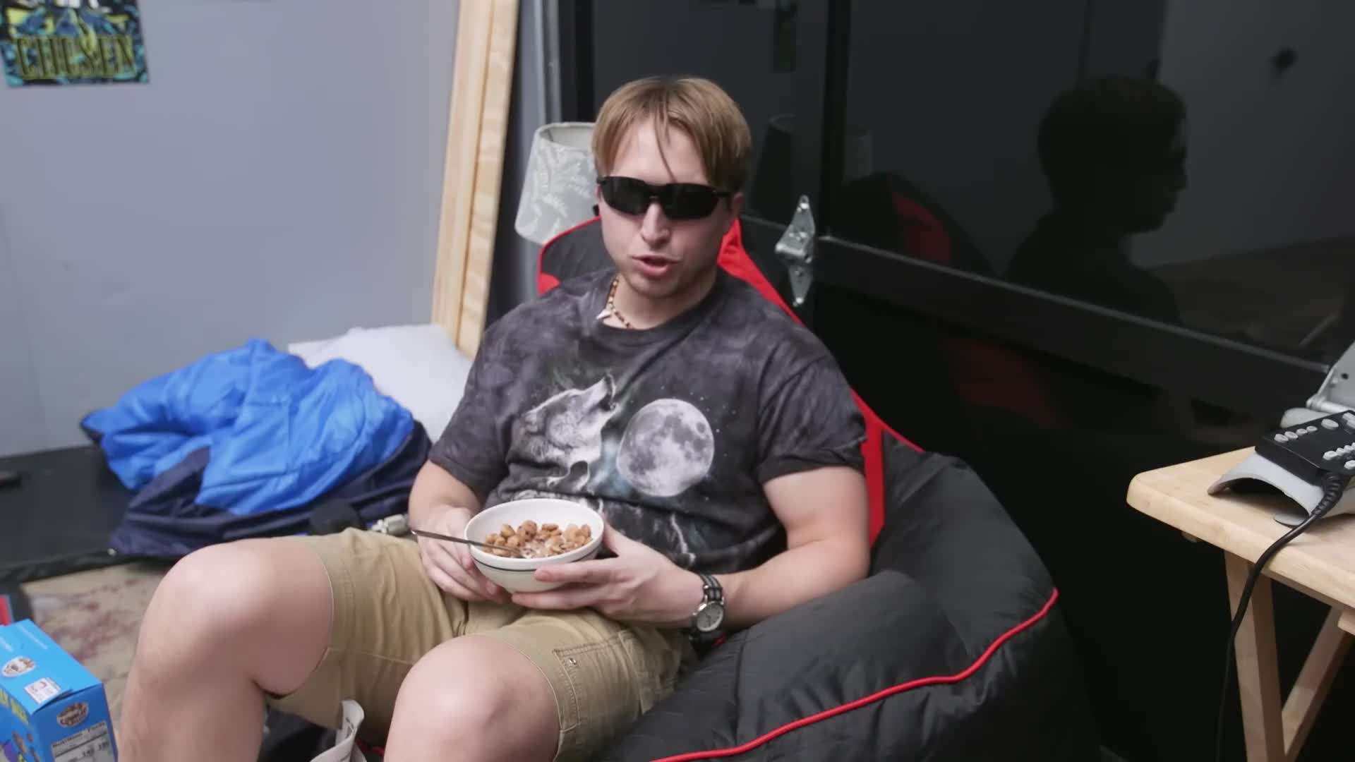 Prepare a balanced breakfast