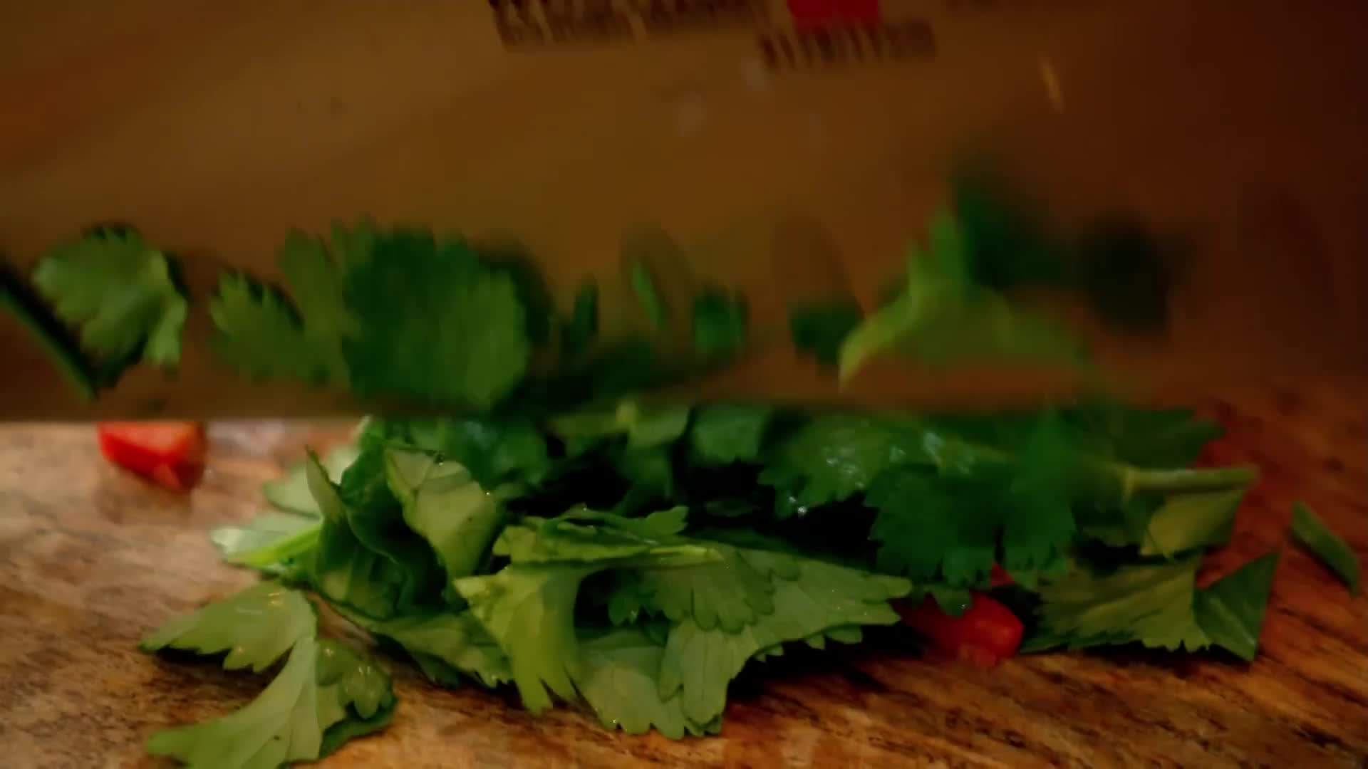 Cheesy Baked Pasta with Ground Beef and Vegetables